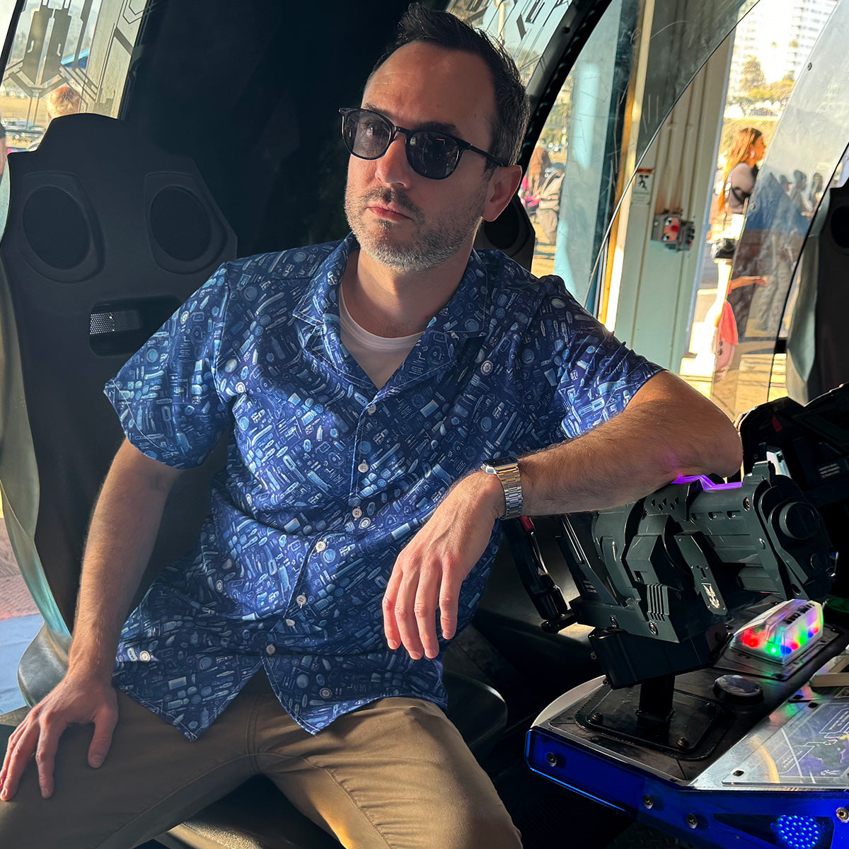 Sci Fi Tools | Cool Comfortable Hawaiian short sleeve shirt