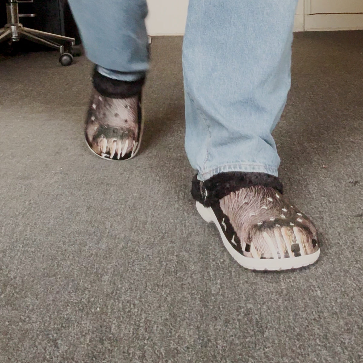 Bear Feet fur-lined clog slipper shoes